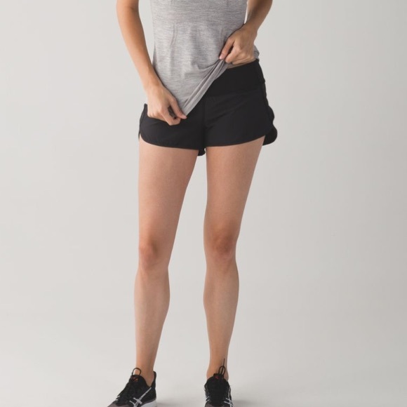 LULULEMON Speed Short *4-way Stretch 2.5" - Picture 4 of 12